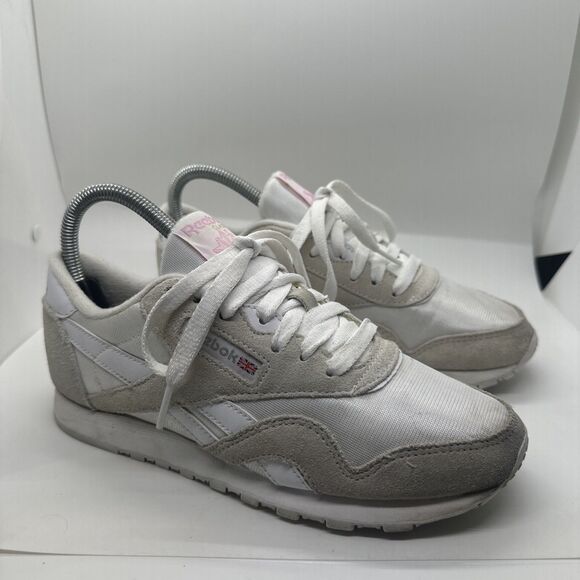 Reebok Classic Sneaker Women’s Sz 7 FV4507 - Picture 1 of 12